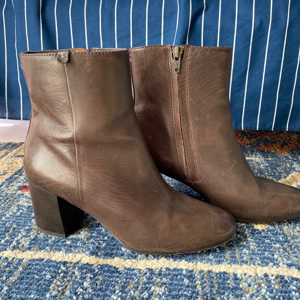 Frye Leather Boots Block heel